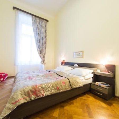 טביליסי Apartment On Tabidze 3/5 מראה חיצוני תמונה