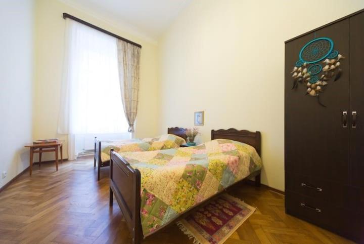 טביליסי Apartment On Tabidze 3/5 מראה חיצוני תמונה