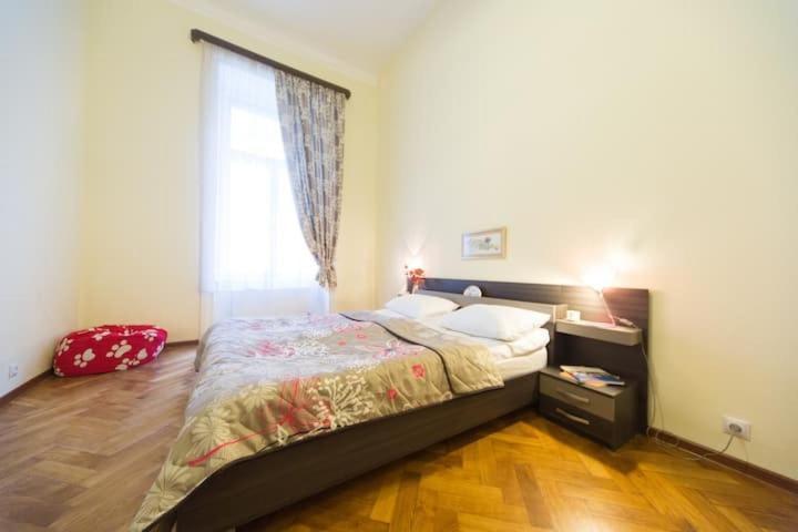טביליסי Apartment On Tabidze 3/5 מראה חיצוני תמונה