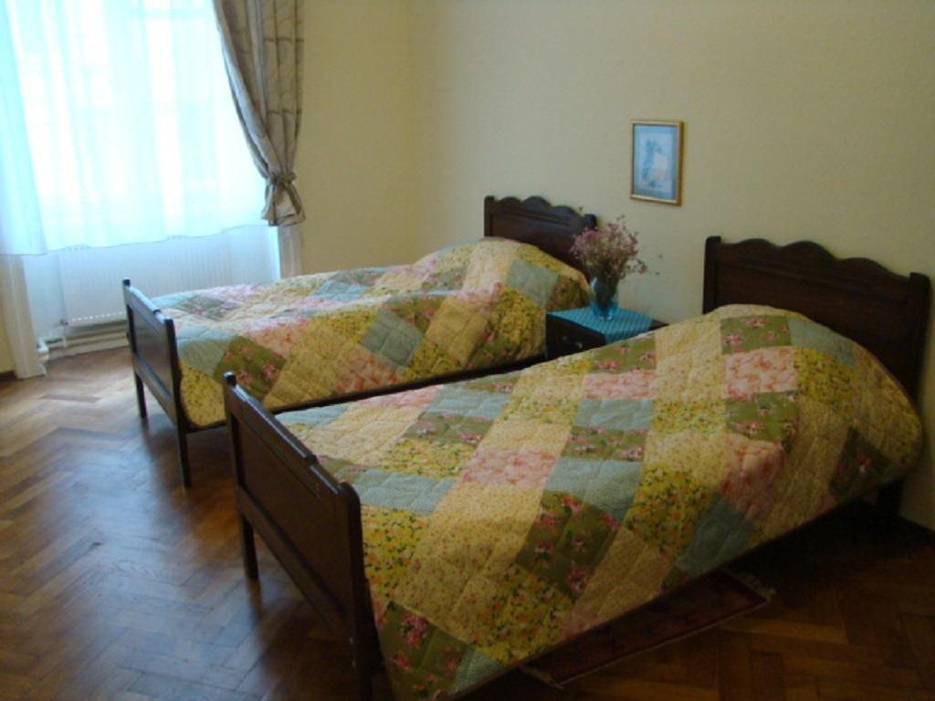 טביליסי Apartment On Tabidze 3/5 מראה חיצוני תמונה